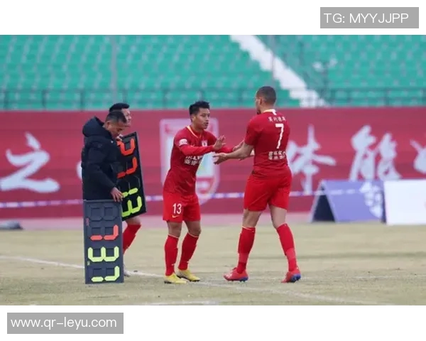 哈克斯全场狂砍28分4板4助罚球完美8中8助球队逆转胜利